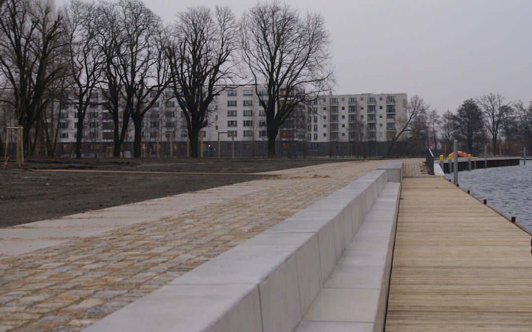 Berlin Uferpark Maselake